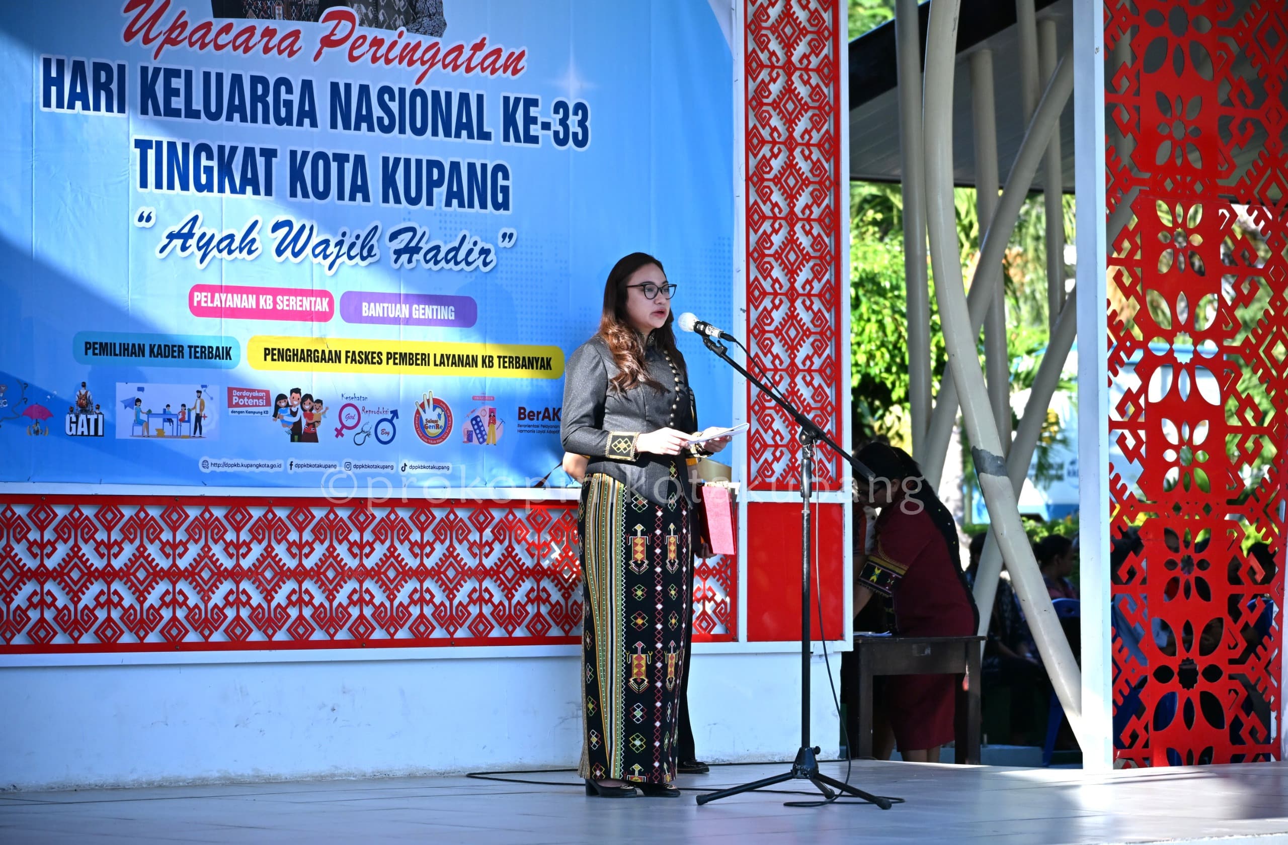 Pimpin Upacara Harganas Wawali Soroti Pentingnya Peran Ayah Dalam Pembentukan Karakter Anak